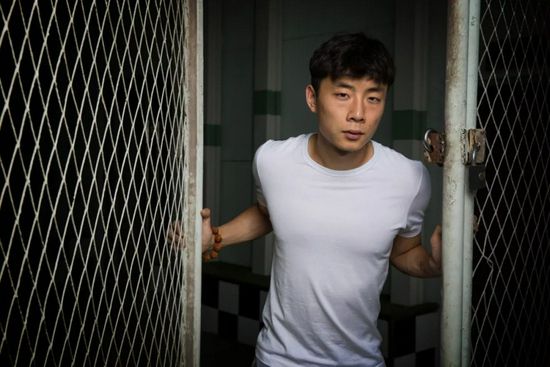神秘般的男人