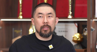 日本舌吻边做边爱边舌吻视频